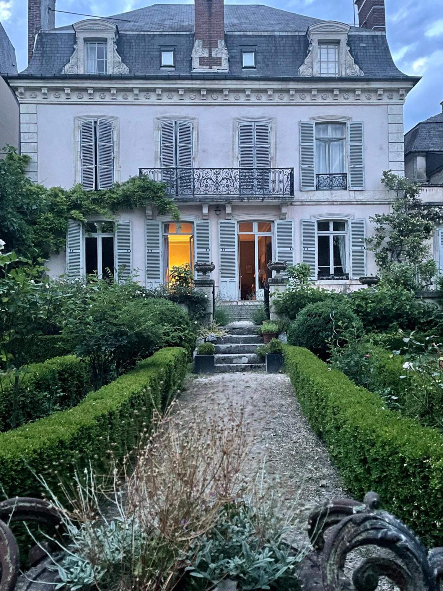 Belle Fontaine